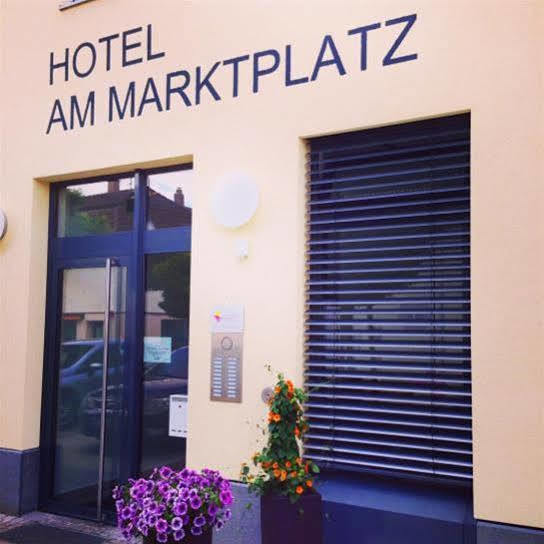 Hotel am Marktplatz Gangkofen Buitenkant foto
